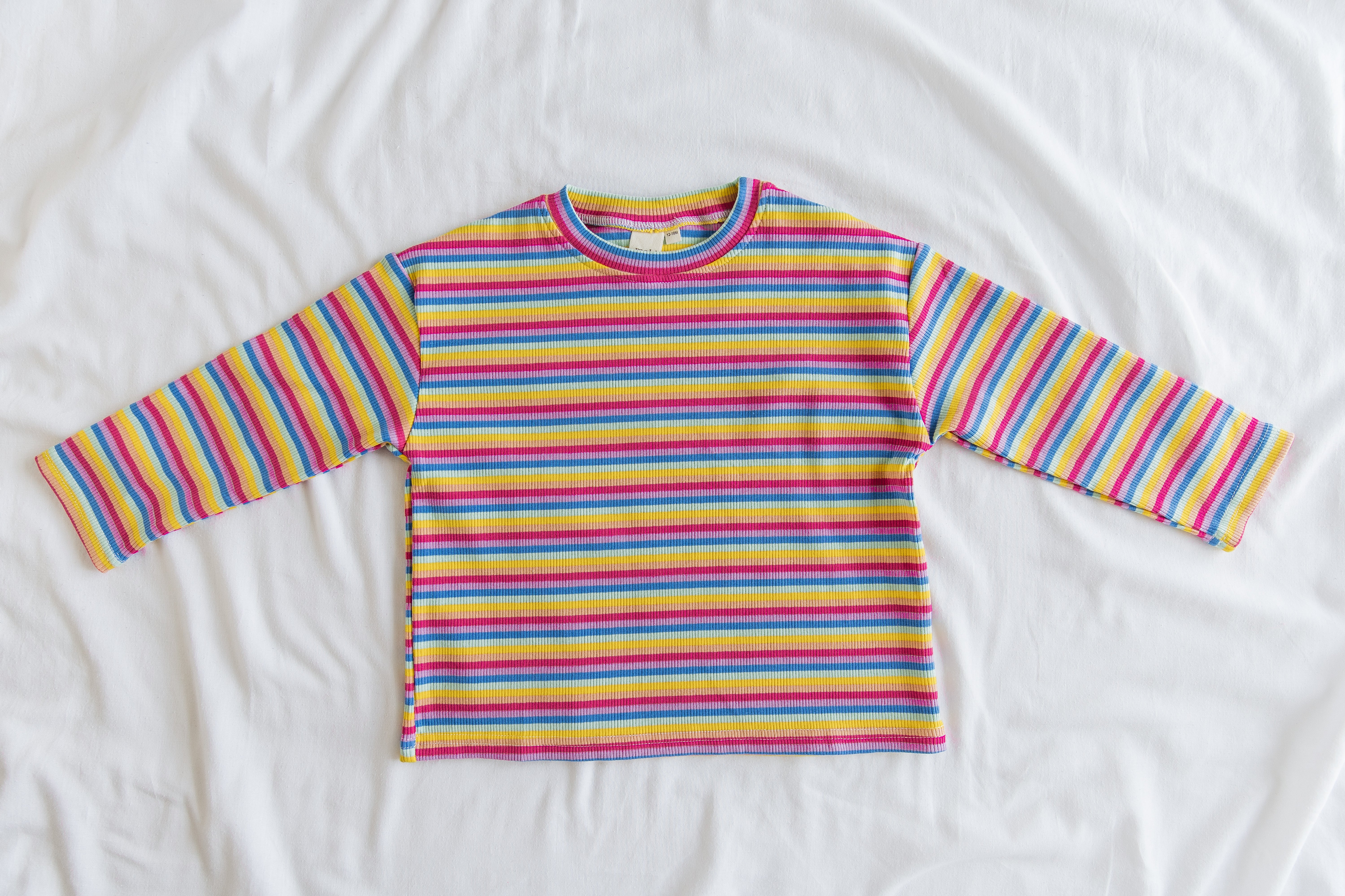 Tops | maki